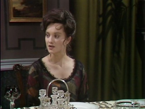 actor Nicola Pagett large photo