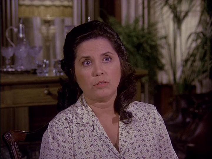 actor Edith Diaz large photo