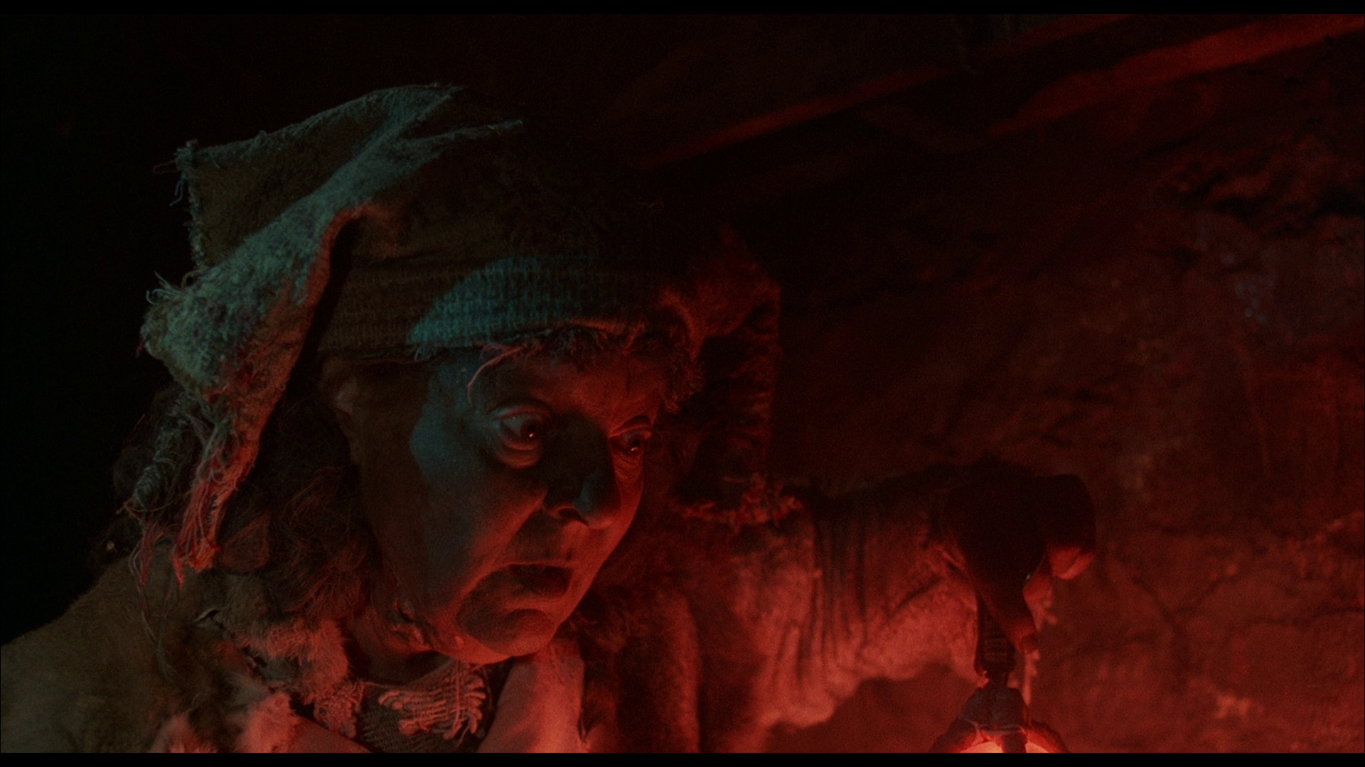 actor Anne Redfern large photo