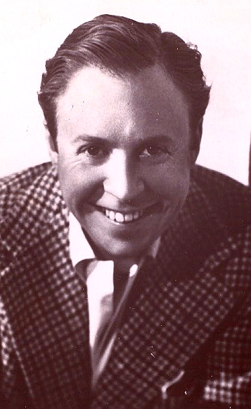 actor Anthony Kemble-Cooper large photo