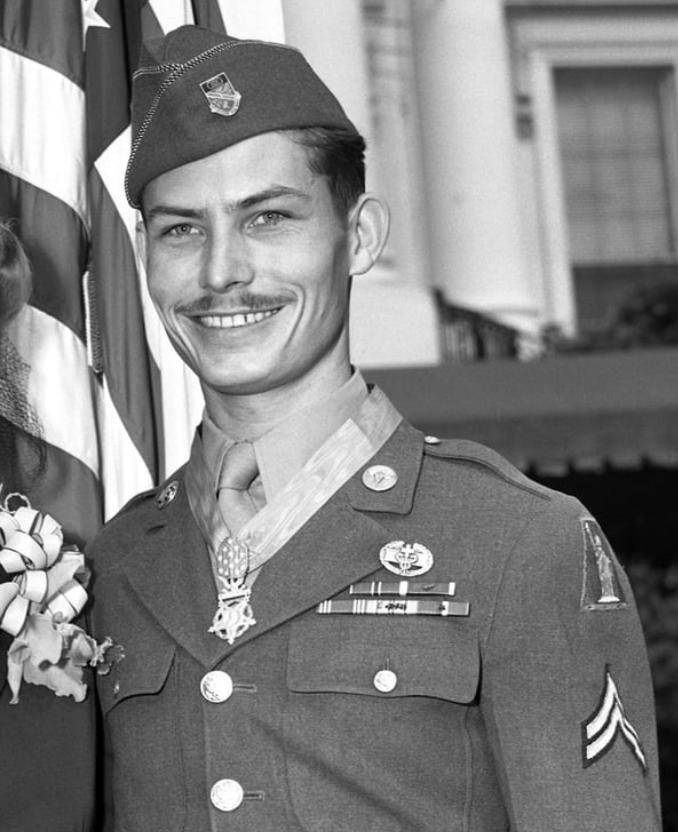 actor Desmond T. Doss large photo