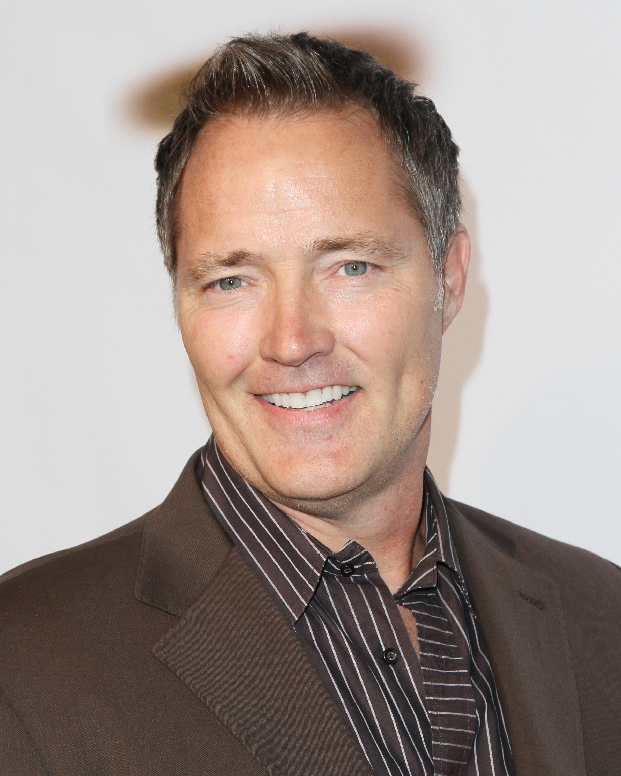 actor Steve Parrish large photo