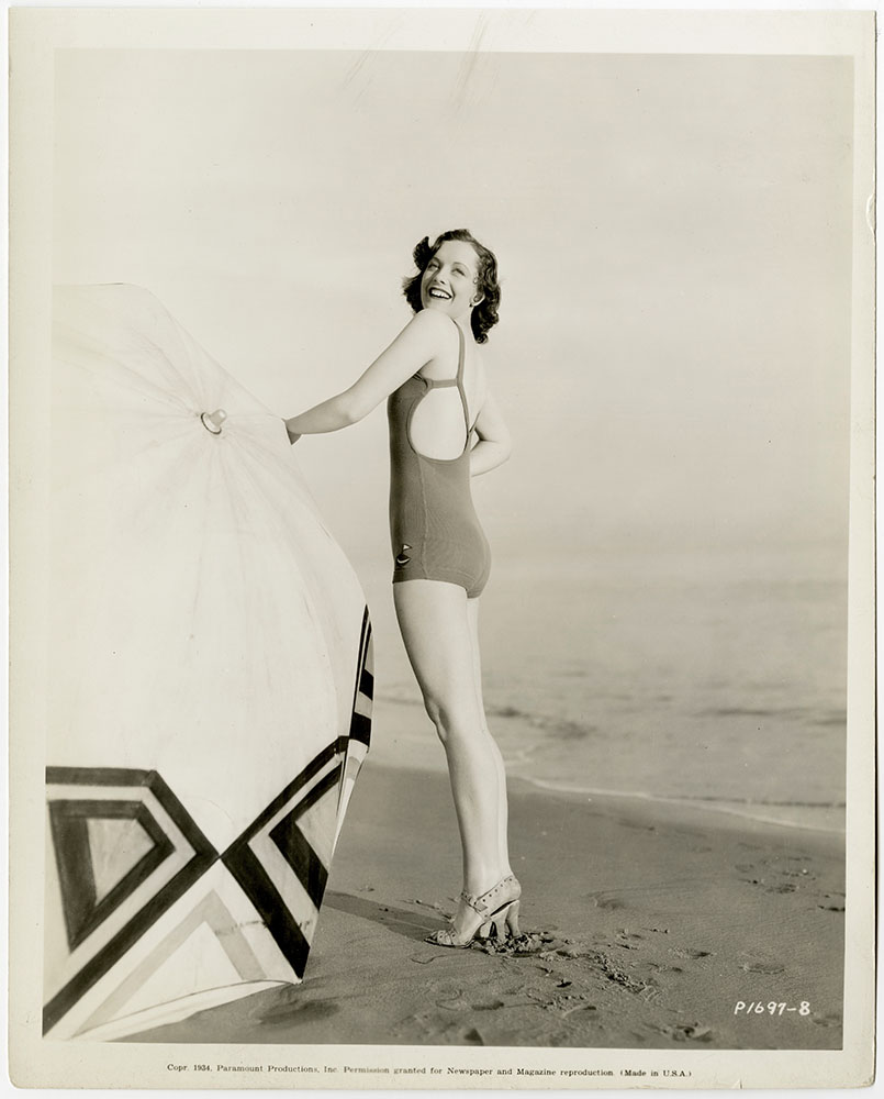 actor Gwenllian Gill large photo