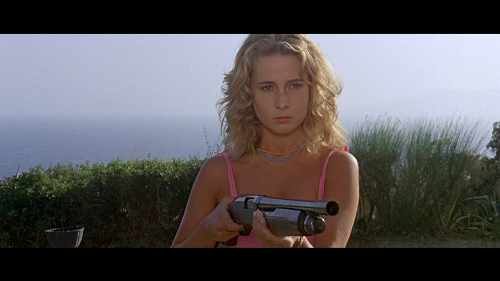 actor Luisa Maneri large photo