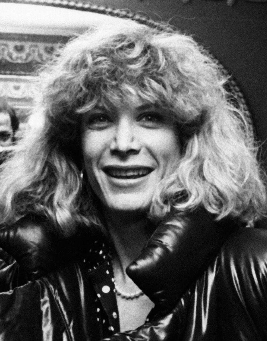 actor Catlin Adams large photo