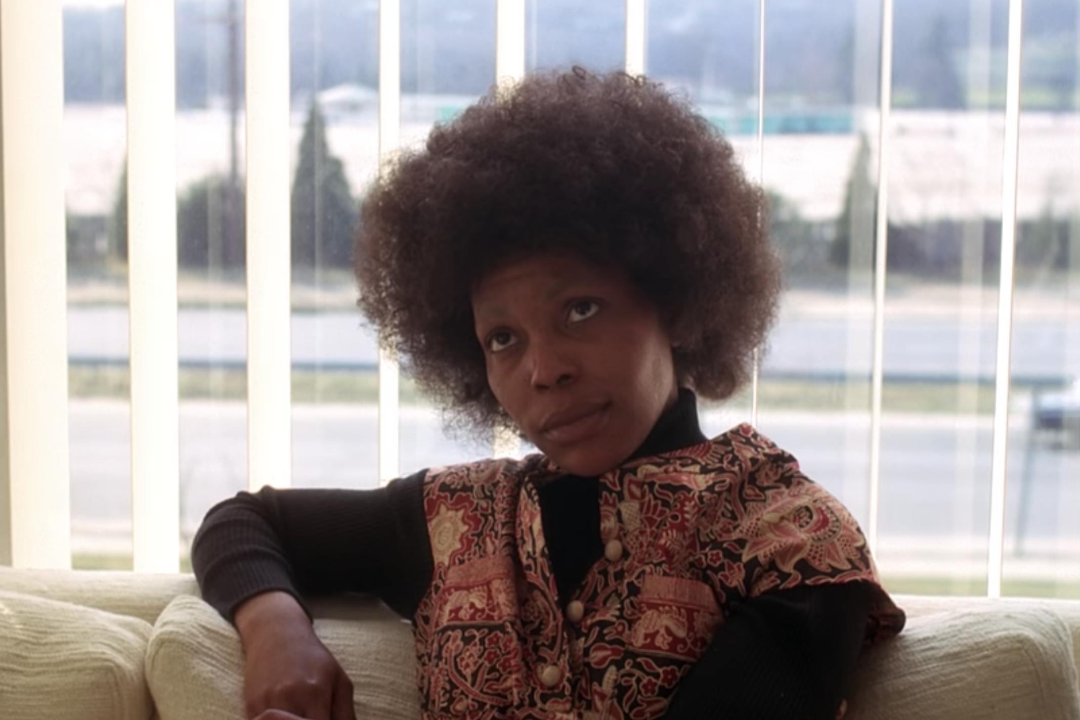 actor Marlene Warfield large photo