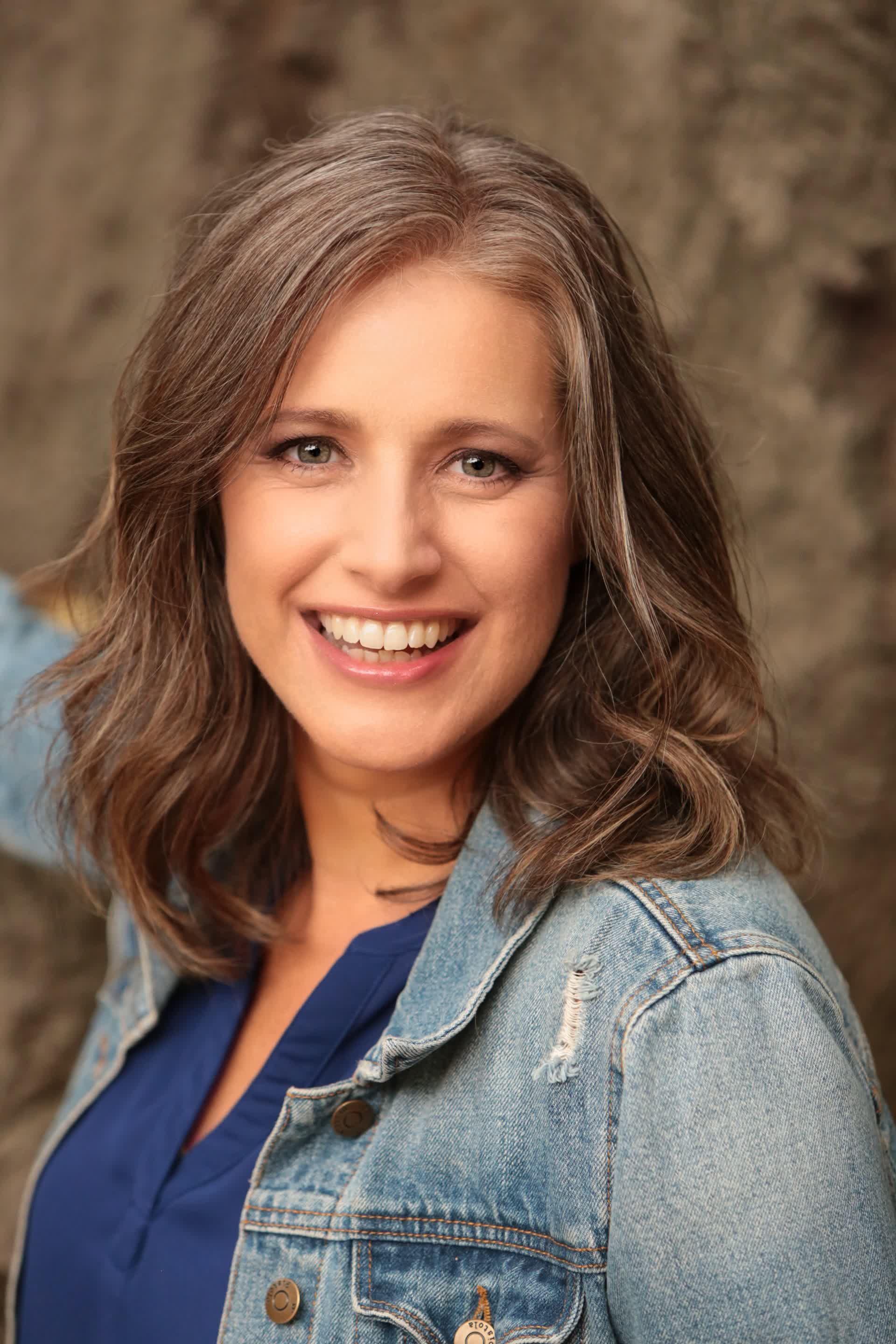 actor Michelle Fozounmayeh large photo