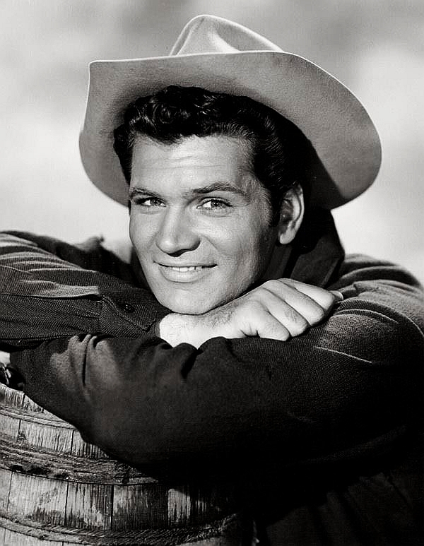 actor Bruce Yarnell large photo