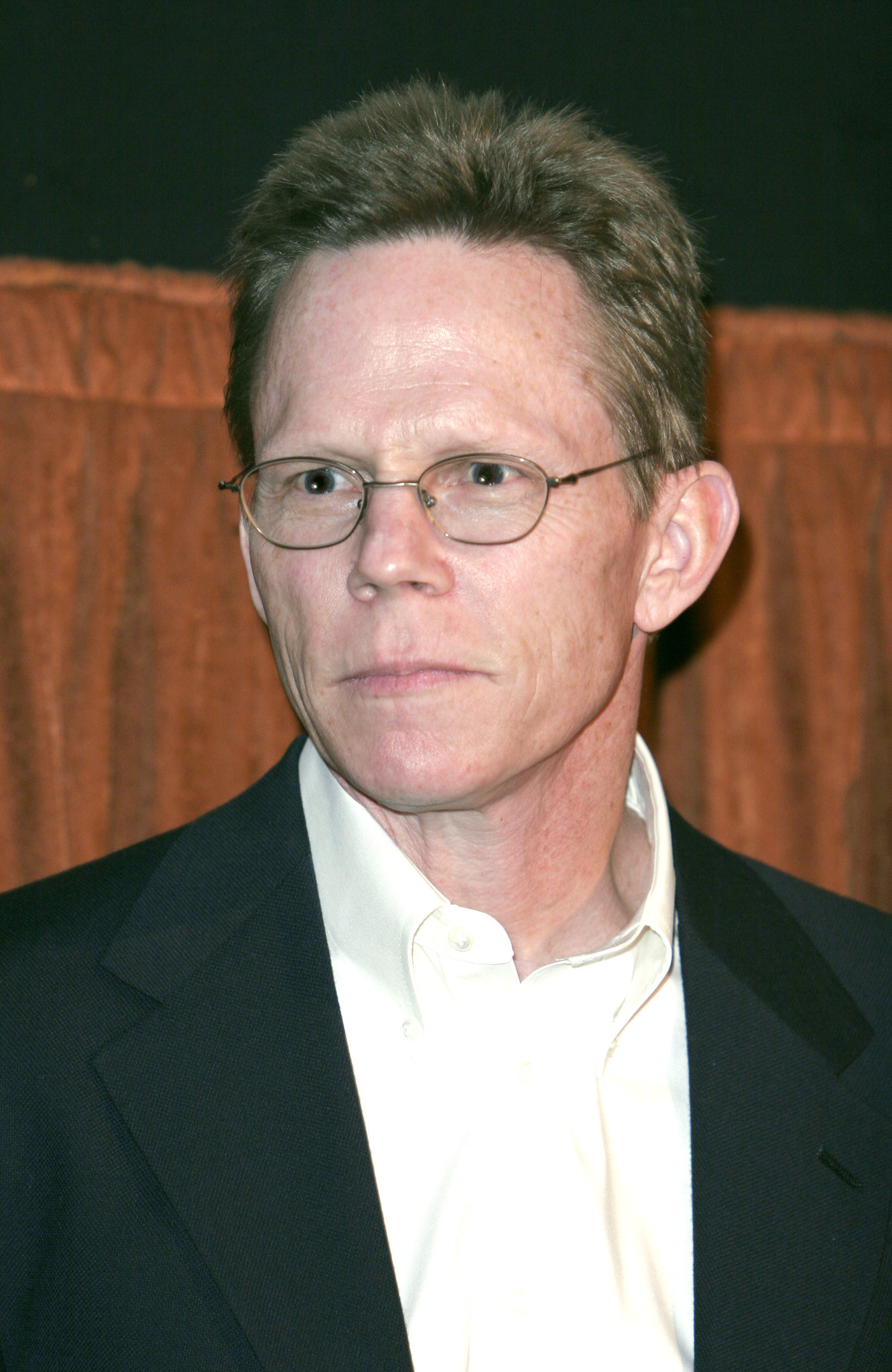 actor Kelly Ward large photo