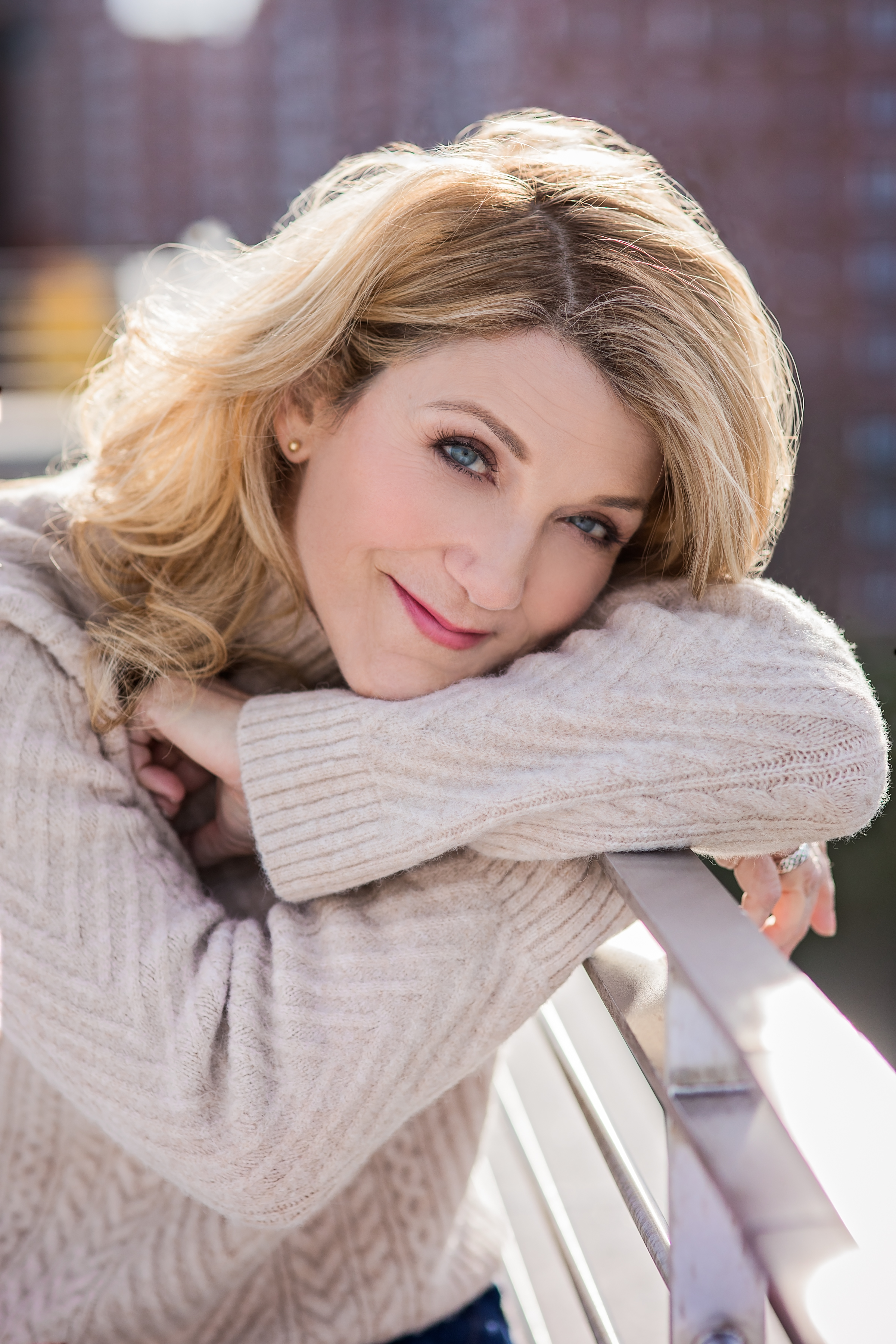 actor Victoria Clark large photo