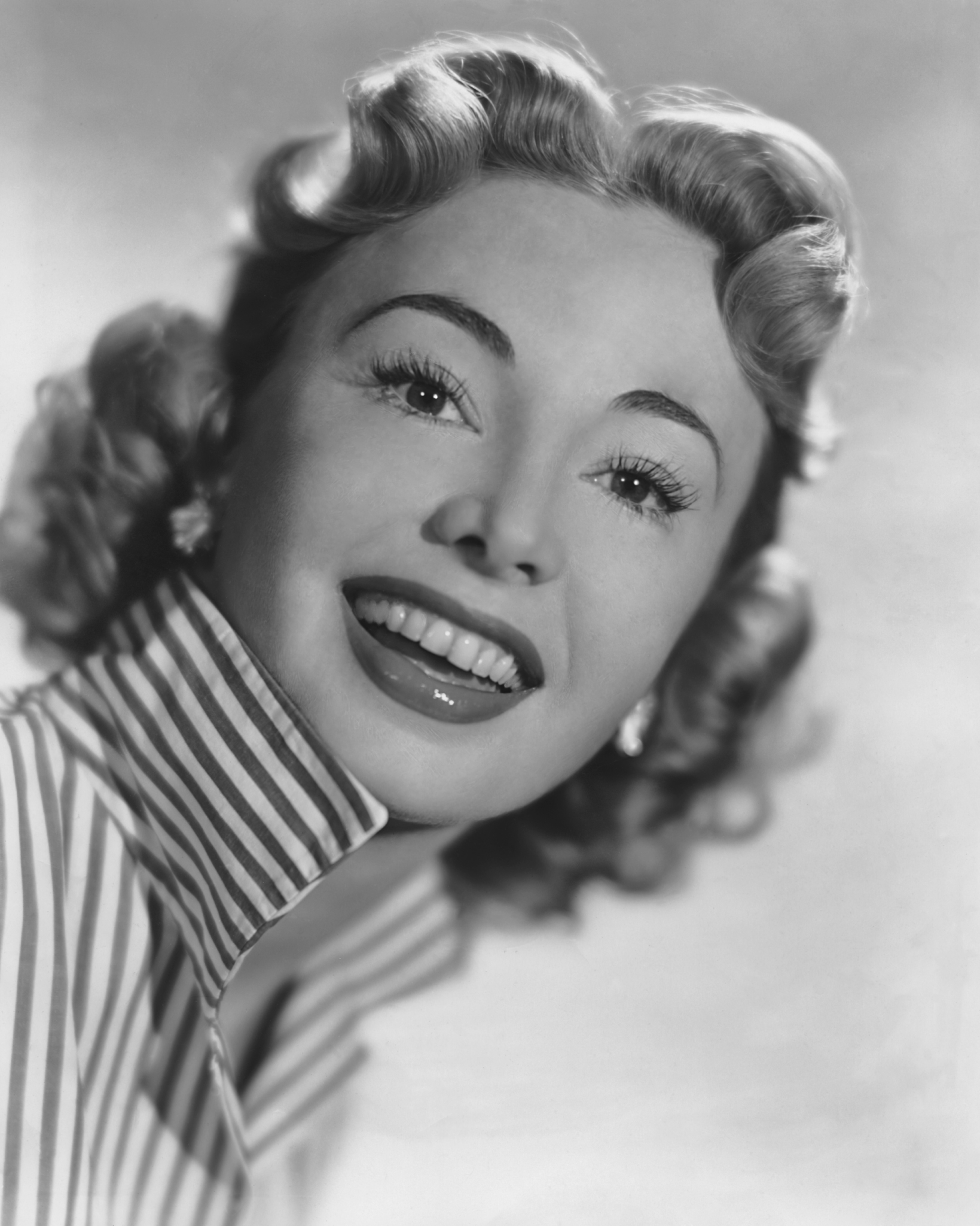 actor Audrey Meadows large photo