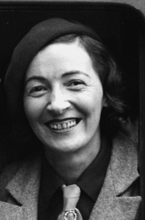 actor Celia Lovsky large photo