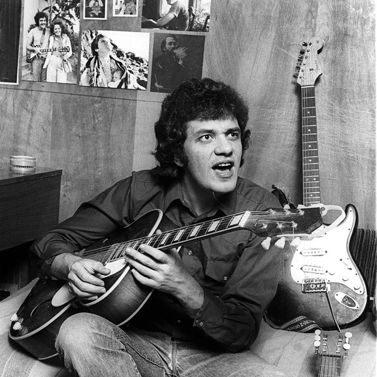 actor Mike Bloomfield large photo
