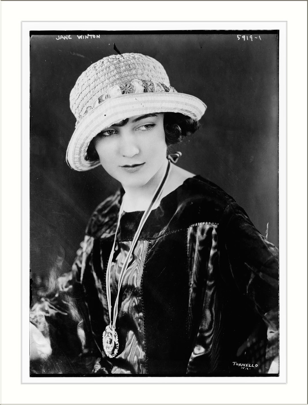 actor Jane Winton large photo