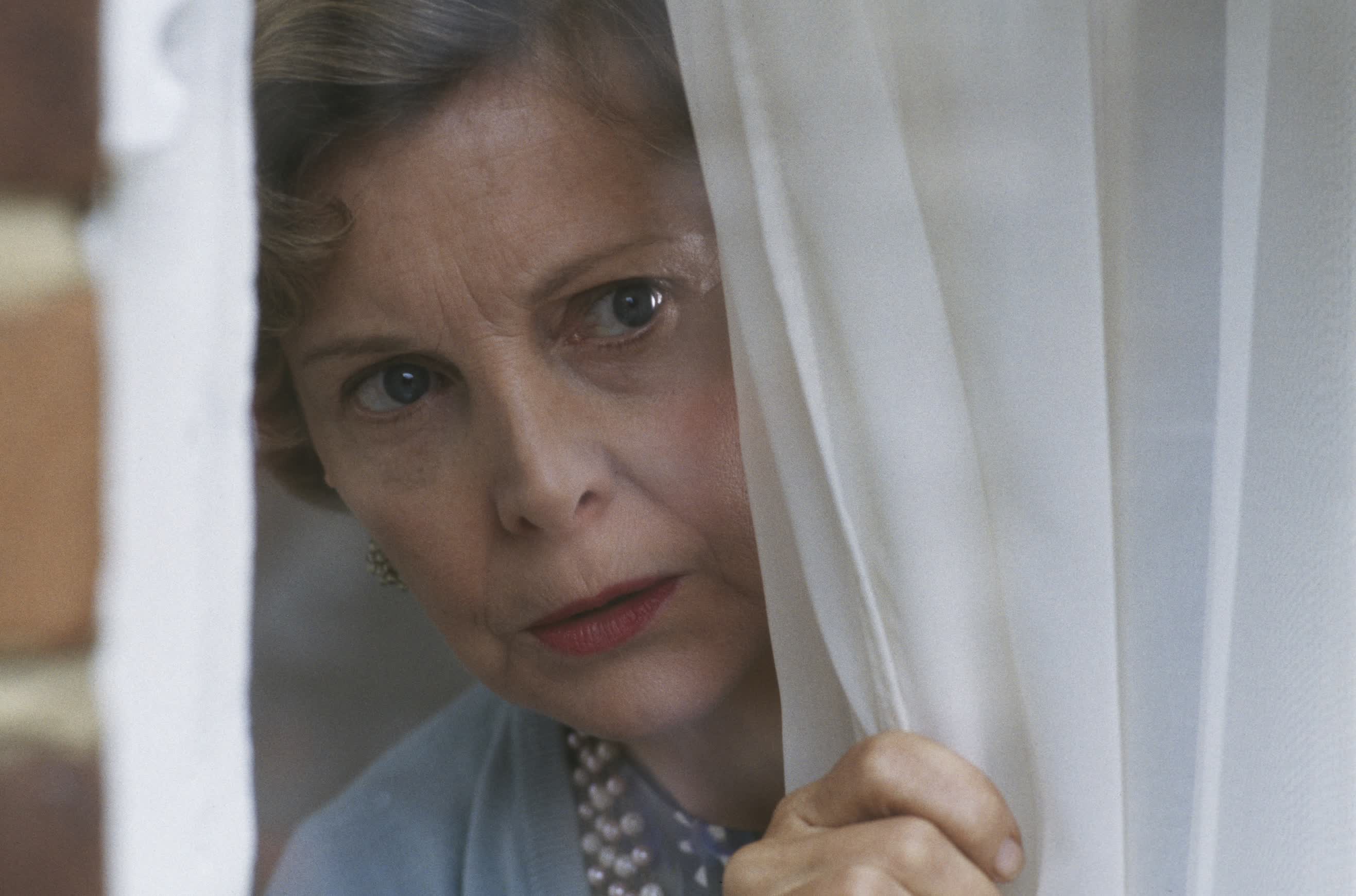 actor Barbara Ferris large photo