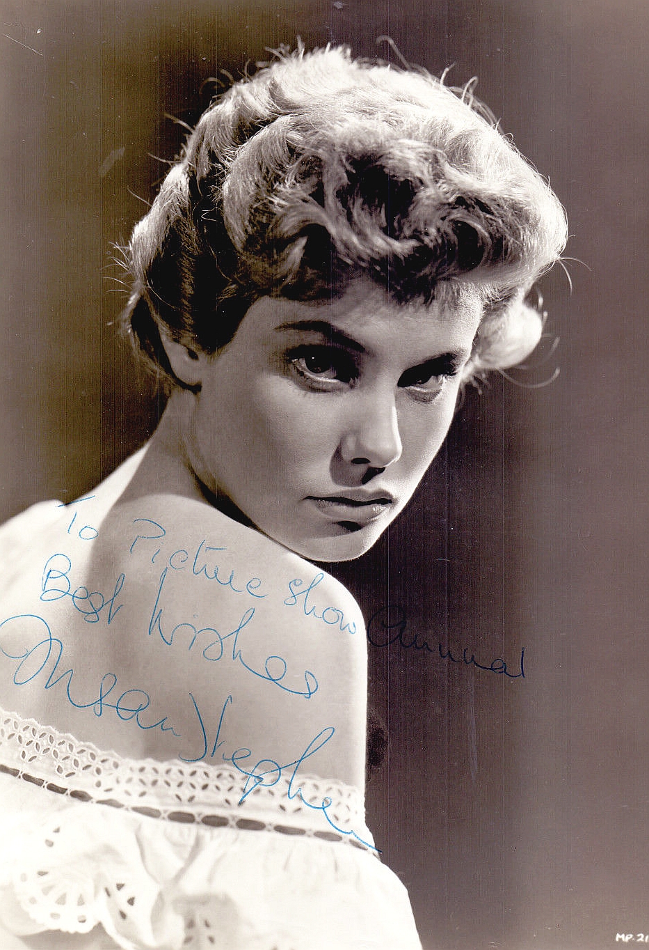 actor Susan Stephen large photo