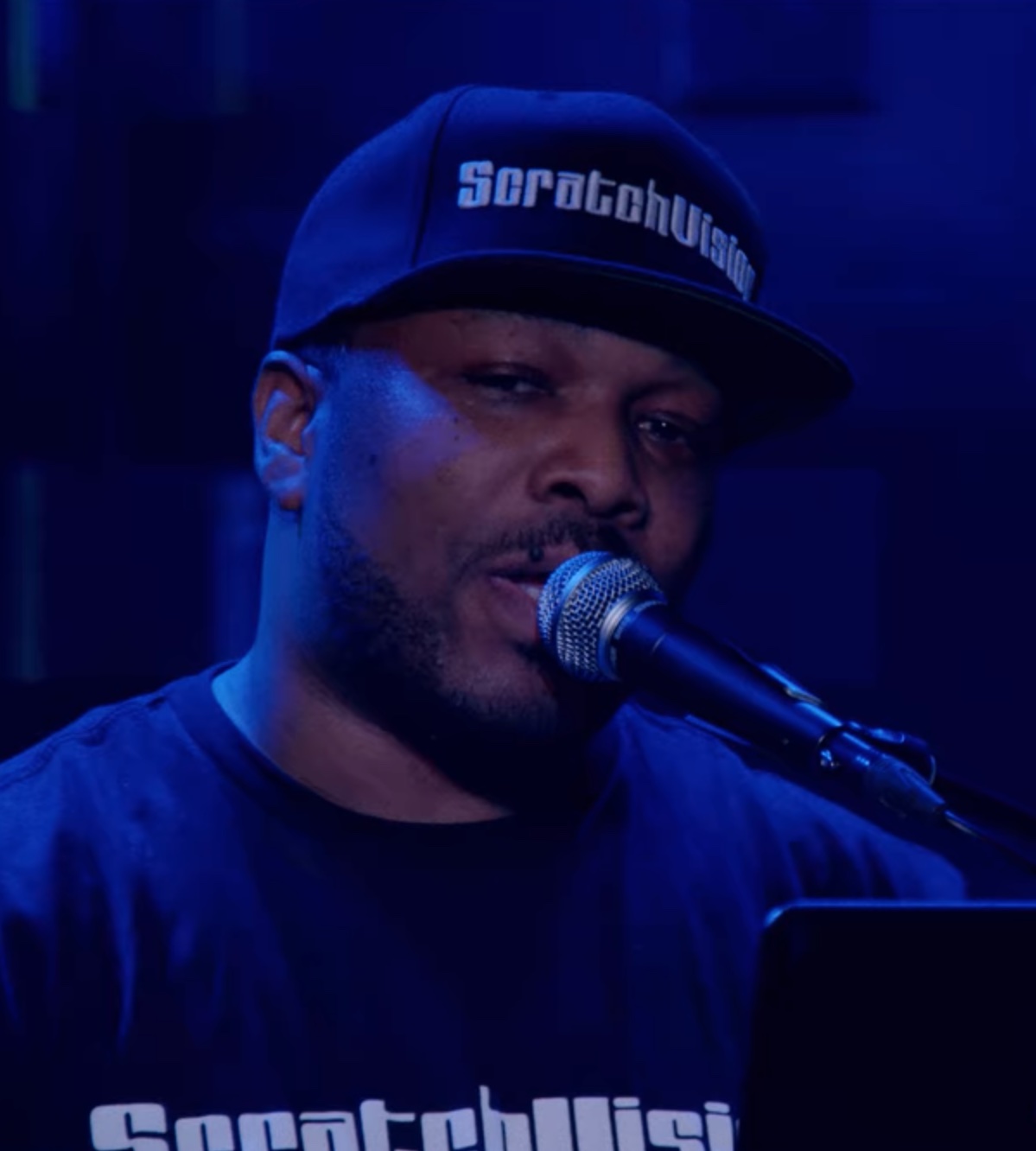 actor DJ Scratch large photo