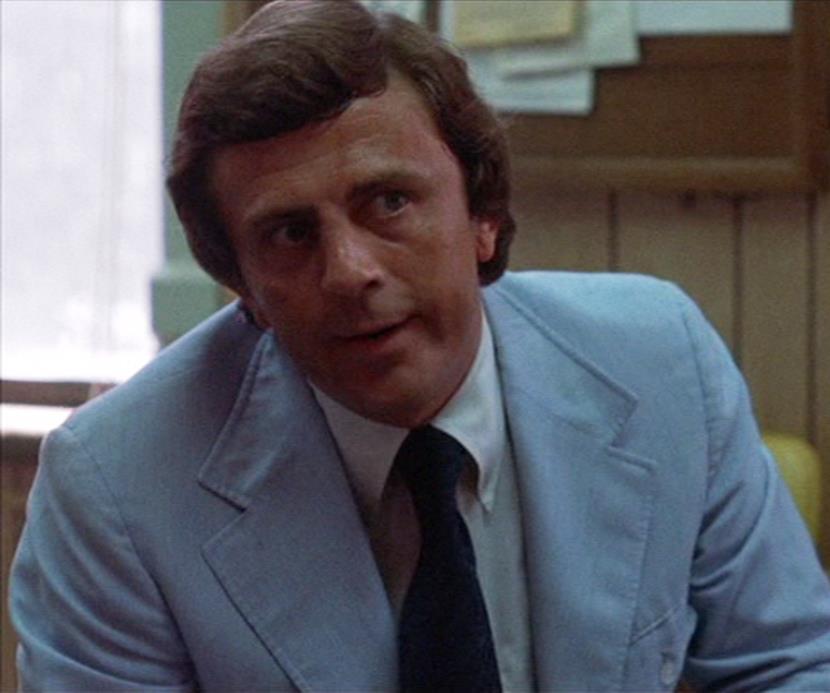 actor Robert Ginnaven large photo