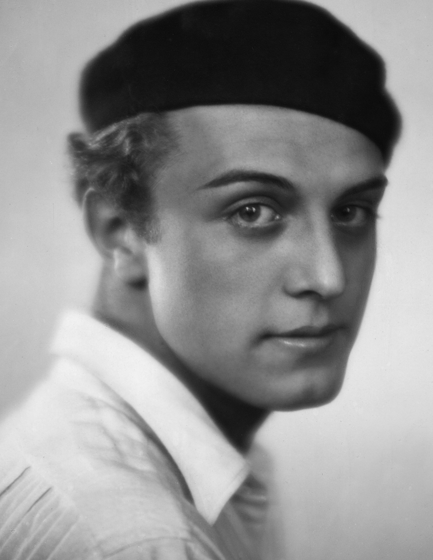 actor Werner Fuetterer large photo