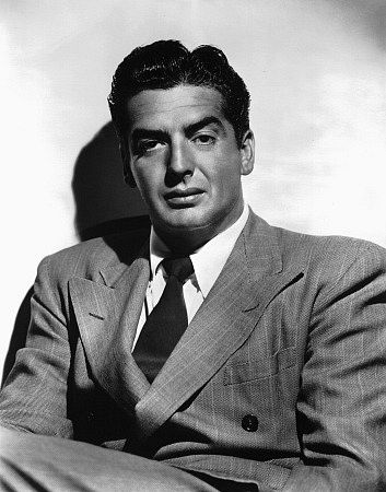 actor Victor Mature large photo