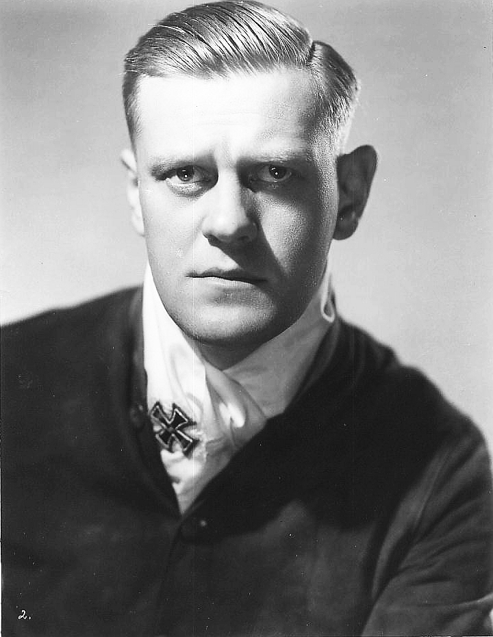 actor Hans Fuerberg large photo