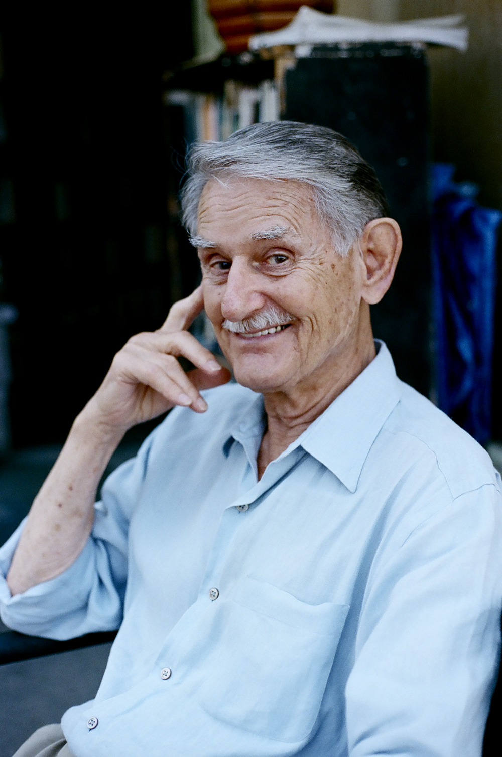 actor Robert Casper large photo