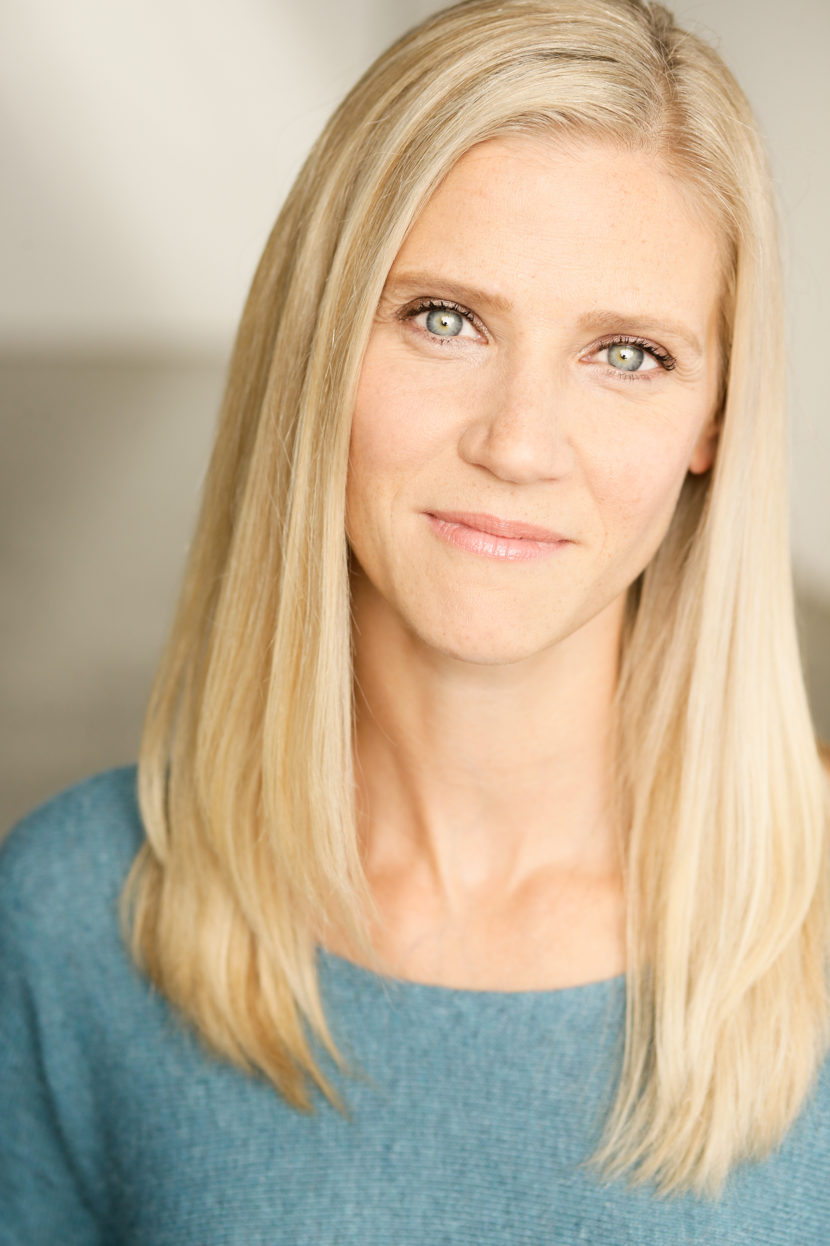 actor Anna Klemp large photo