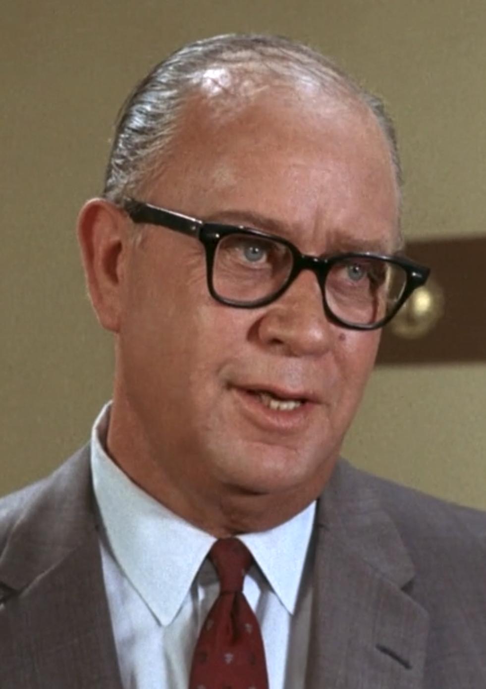 actor Tol Avery large photo