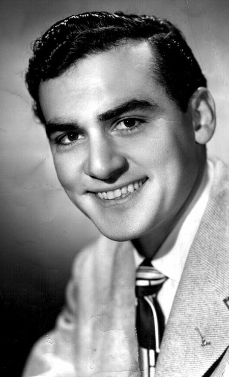 actor Arthur Hecht large photo