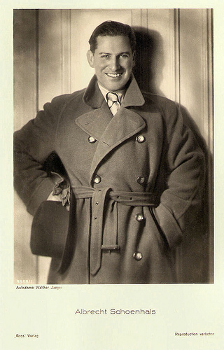 actor Albrecht Schoenhals large photo