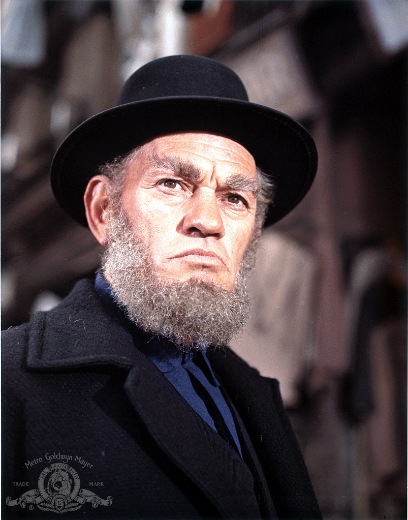 actor Harry Andrews large photo