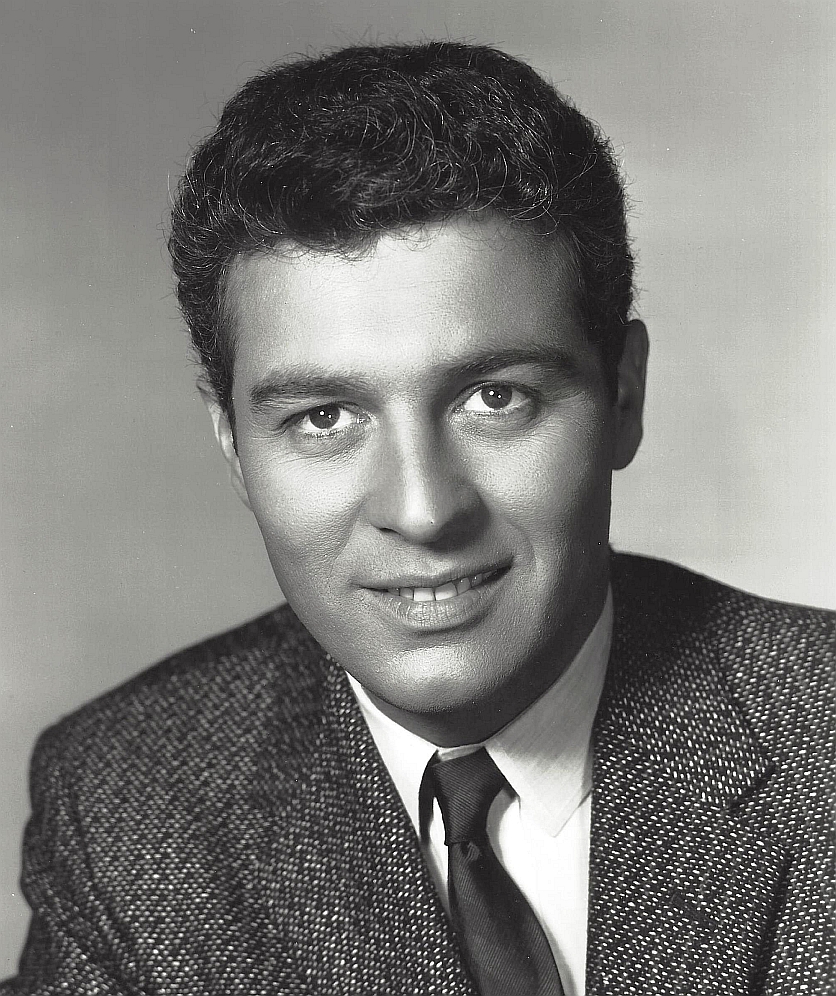 actor Sydney Chaplin large photo