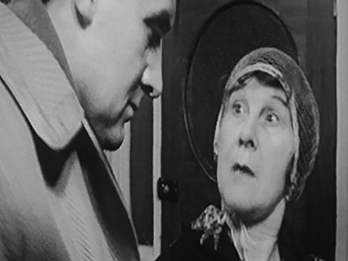 actor Constance Chapman large photo