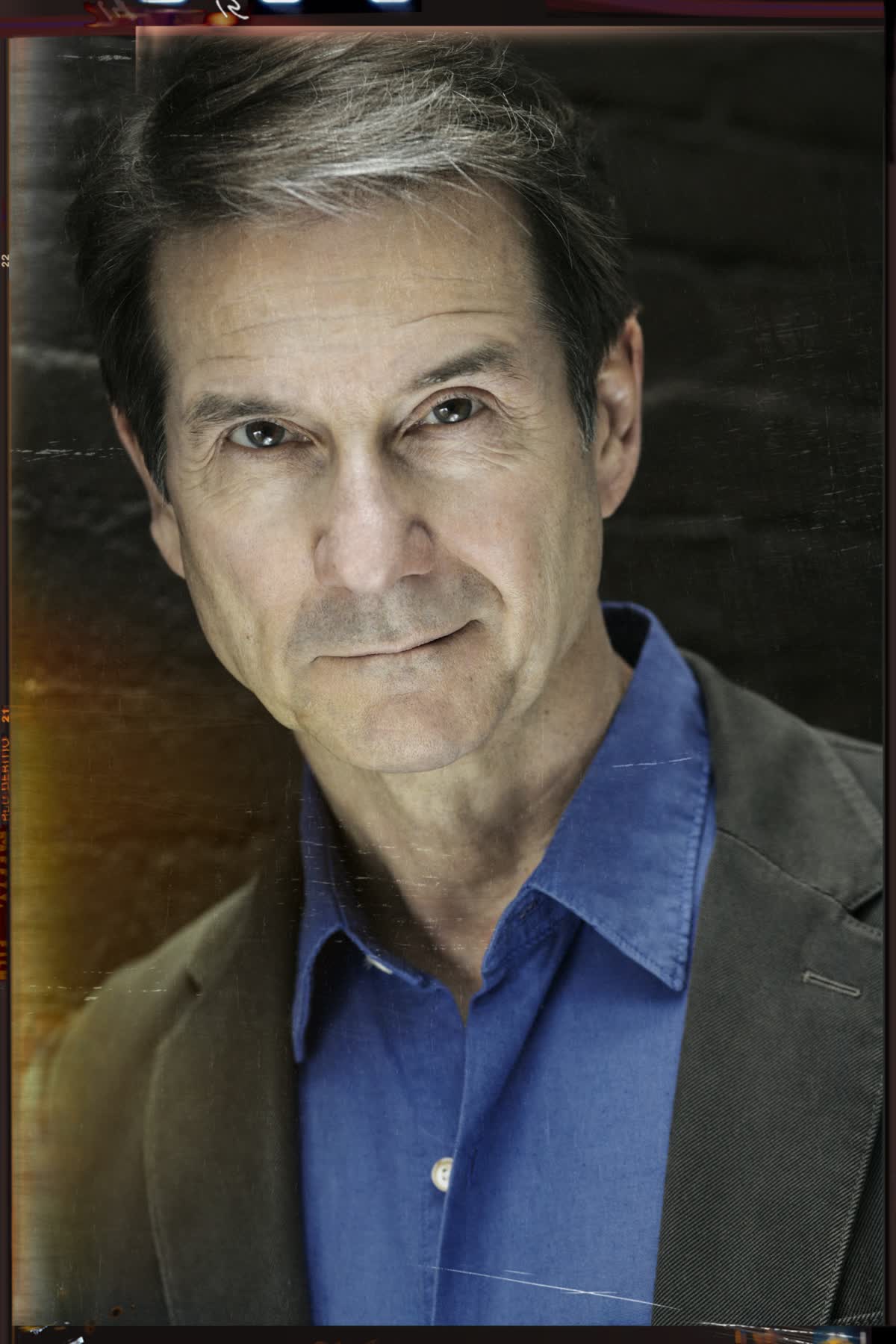 actor Paul DeBoy large photo