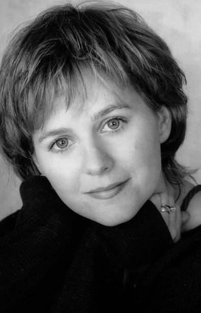 actor Crystal Robbins large photo