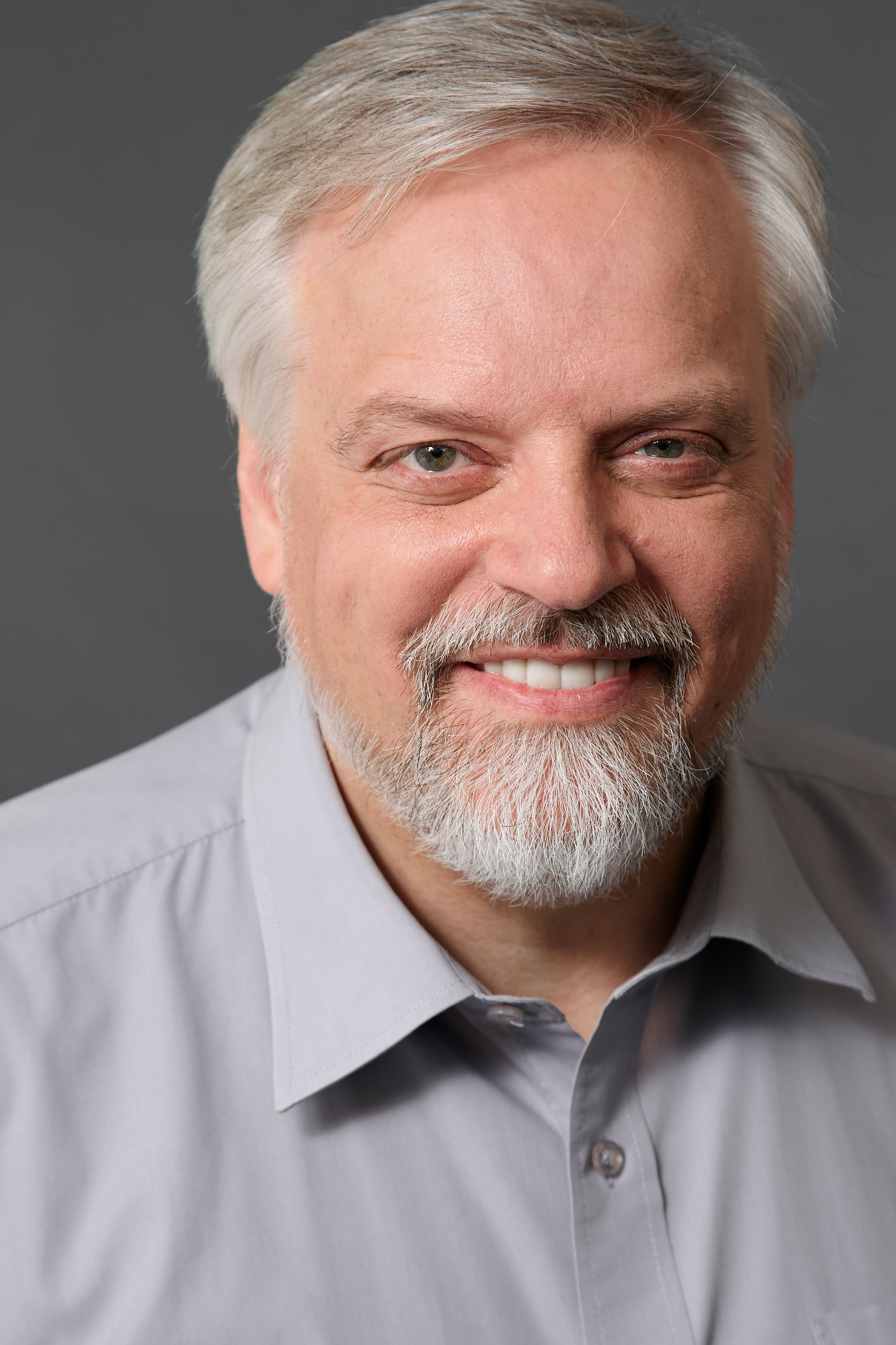 actor Bob Gebert large photo