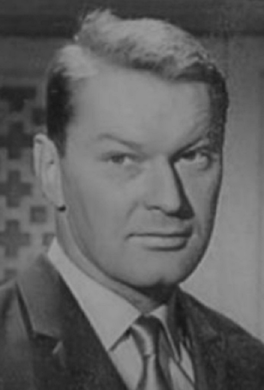 actor Harvey Hall large photo