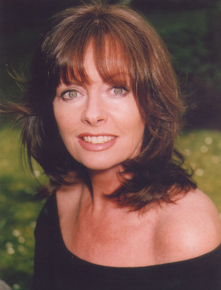 actor Vicki Michelle large photo