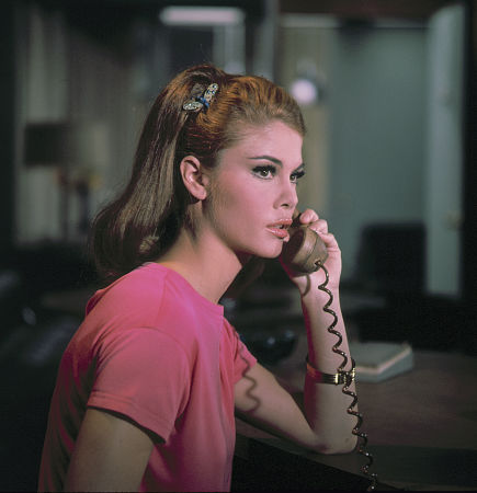 actor Wende Wagner large photo