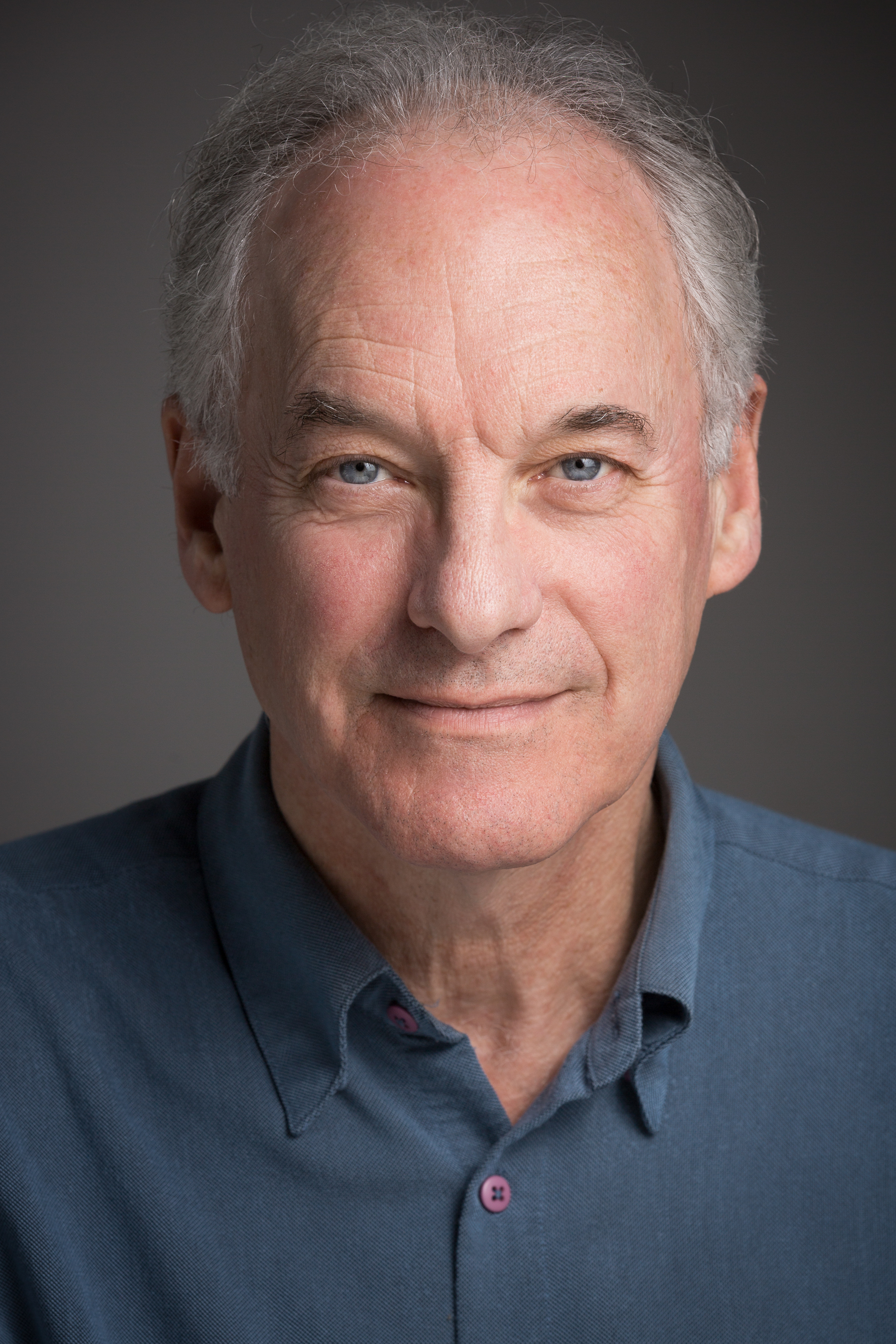 actor Shelly Lipkin large photo