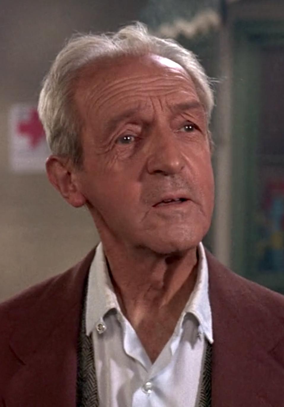 actor Anthony Jochim large photo