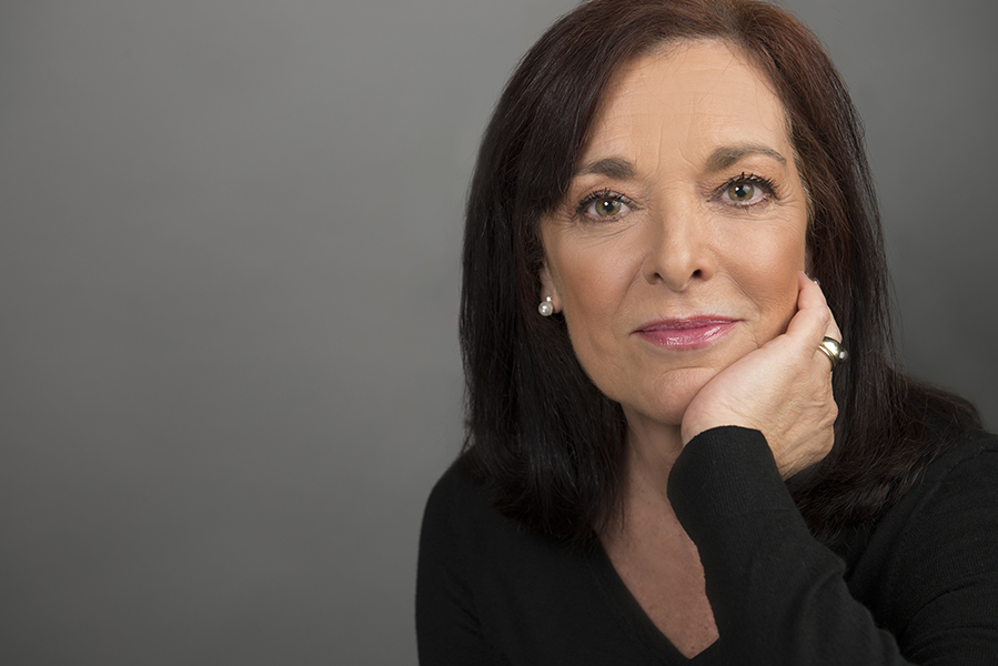 actor Deborah Tranelli large photo