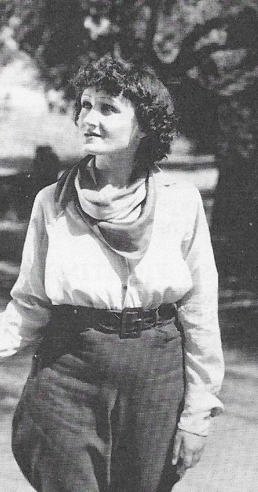 actor Yvonne Pelletier large photo