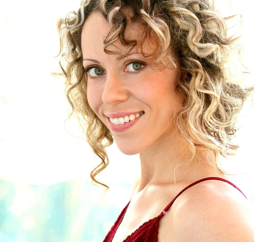 actor Rebecca Reichert large photo