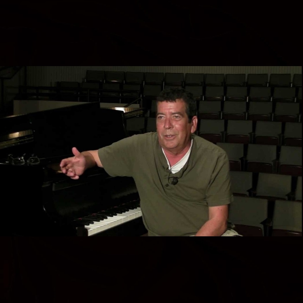 actor John Dugan large photo