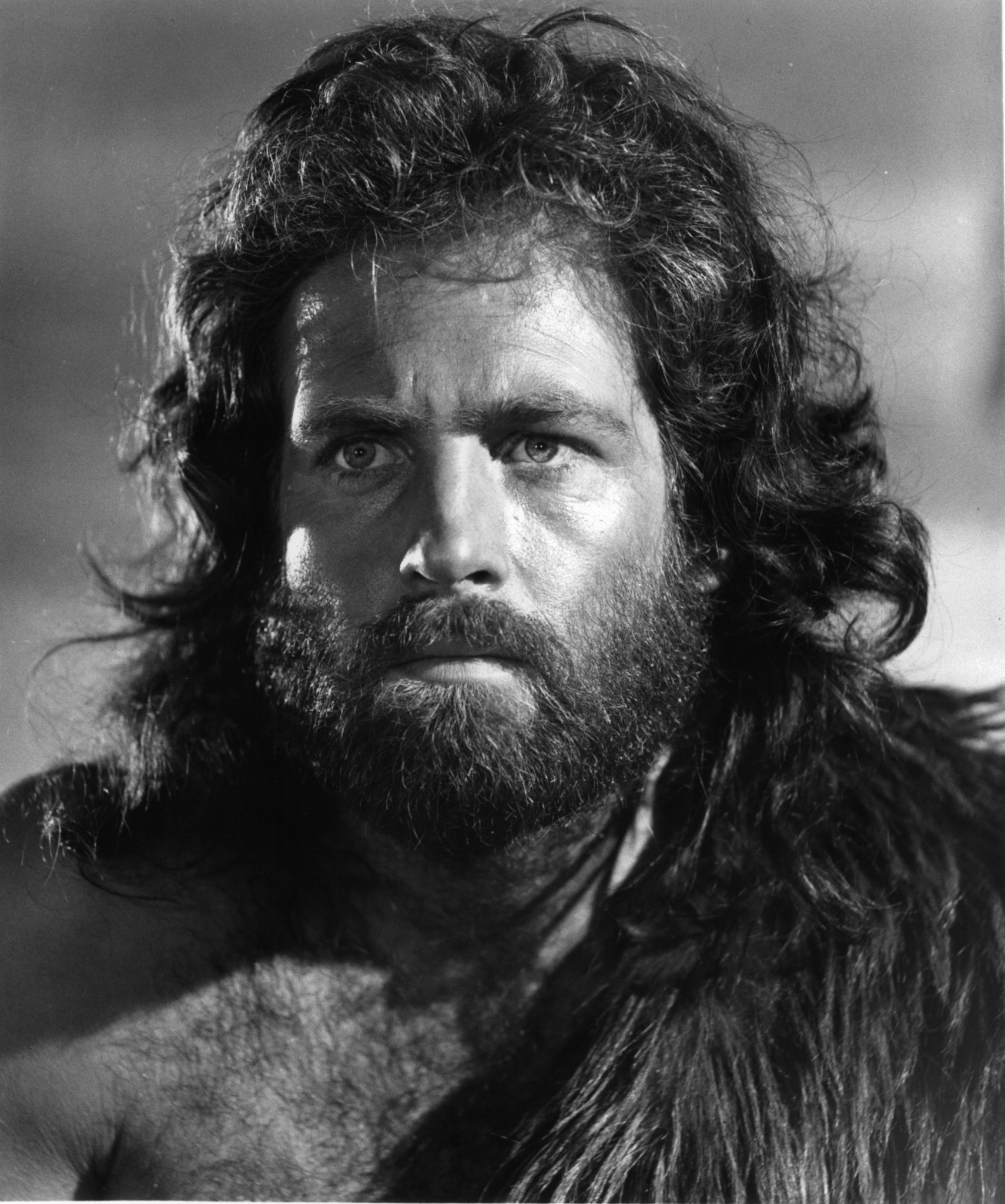 actor John Richardson large photo