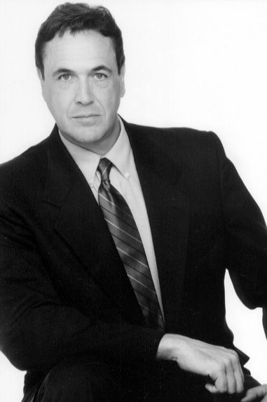 actor Hamilton Mitchell large photo