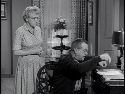 actor Sylvia Field large photo