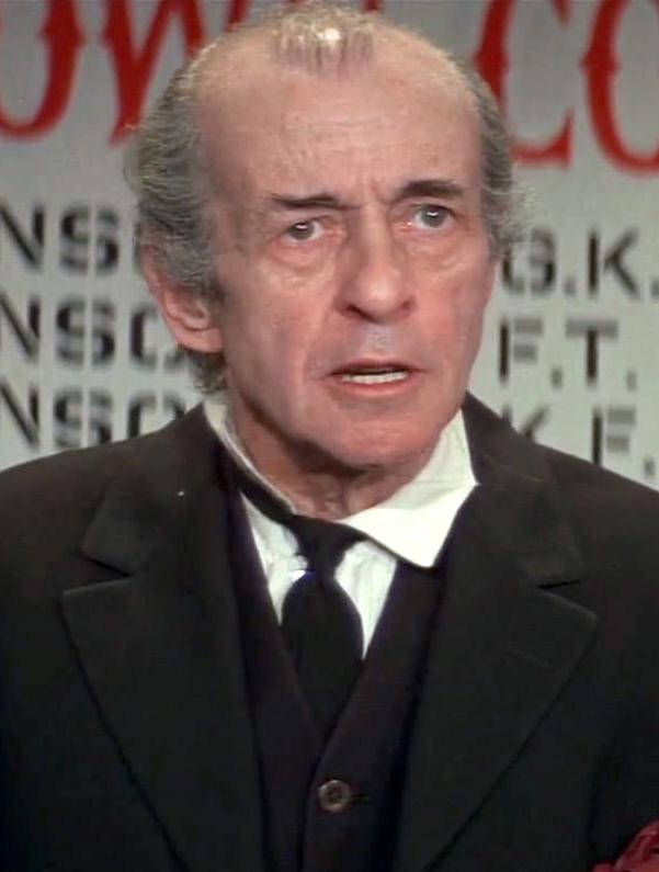 actor Liam Dunn large photo