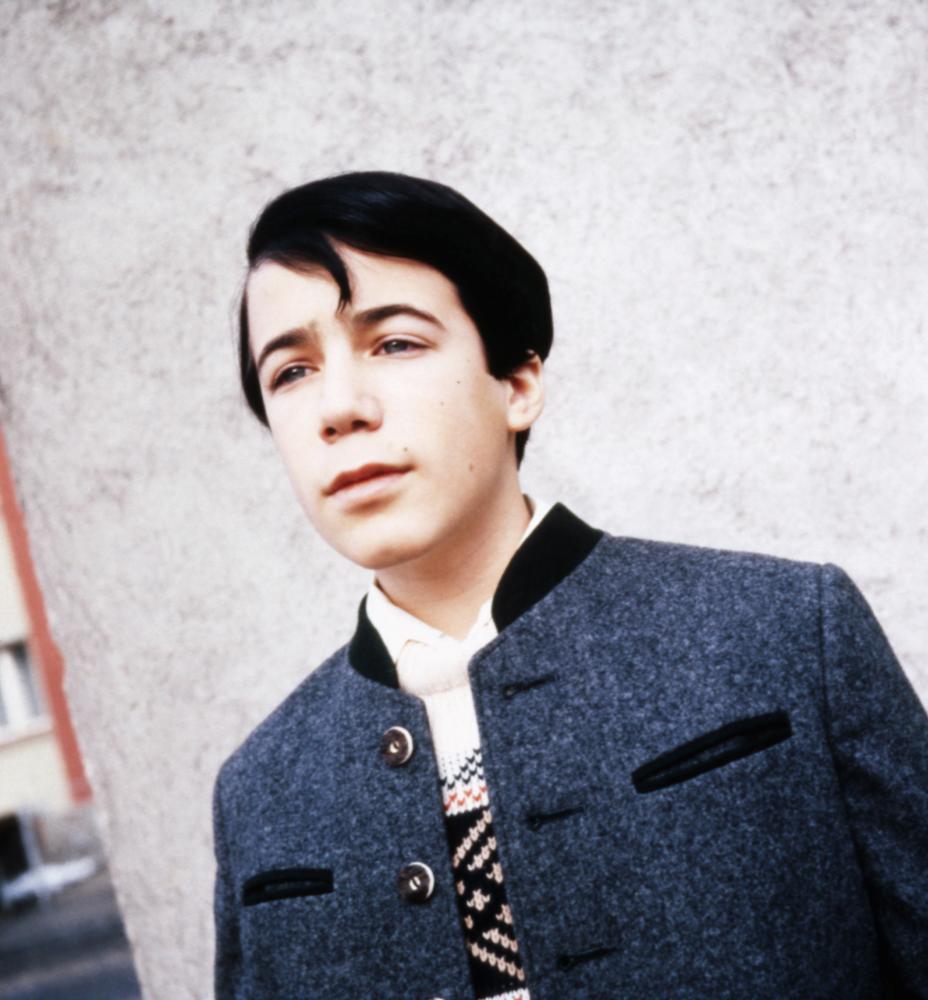 actor Jeremy Black large photo